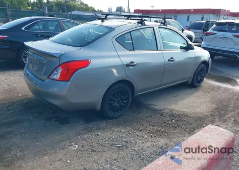 2013 Nissan Versa 1.6 S from USA, damaged, VIN 3N1CN7AP2DL888622